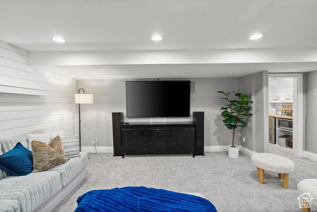 5982 N ROLLINS RANCH RD, Mountain Green, UT 84050