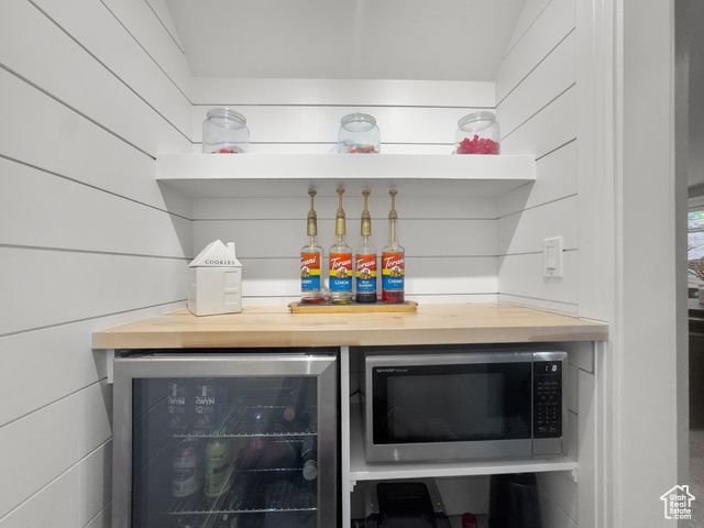 5982 N ROLLINS RANCH RD, Mountain Green, UT 84050