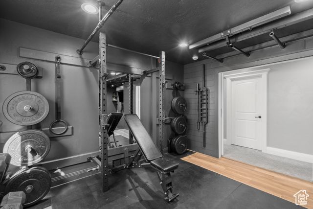 5982 N ROLLINS RANCH RD, Mountain Green, UT 84050