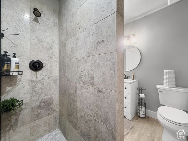 5982 N ROLLINS RANCH RD, Mountain Green, UT 84050