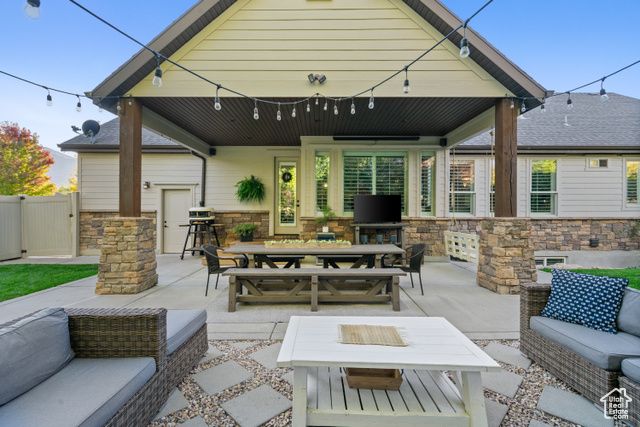 5982 N ROLLINS RANCH RD, Mountain Green, UT 84050