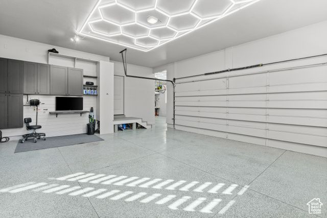 5982 N ROLLINS RANCH RD, Mountain Green, UT 84050