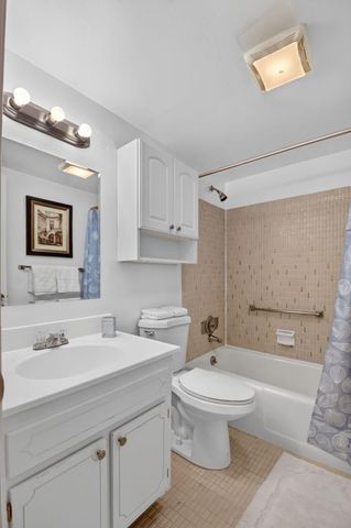 3120 Cynthia Lane 107, Lake Worth, FL 33461