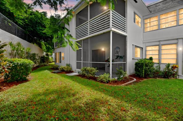 3120 Cynthia Lane 107, Lake Worth, FL 33461
