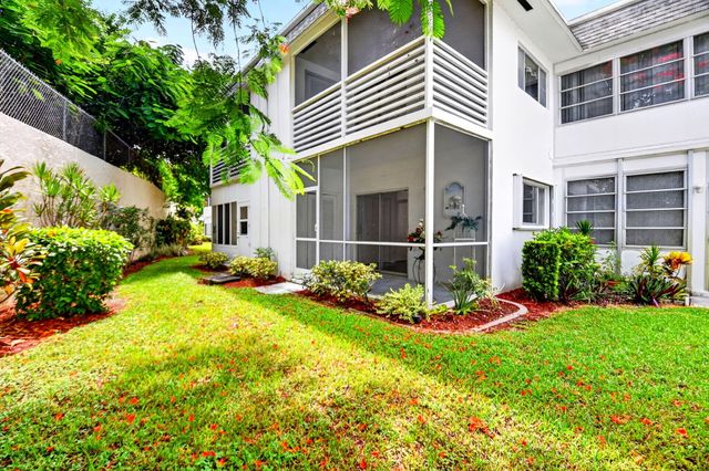 3120 Cynthia Lane 107, Lake Worth, FL 33461