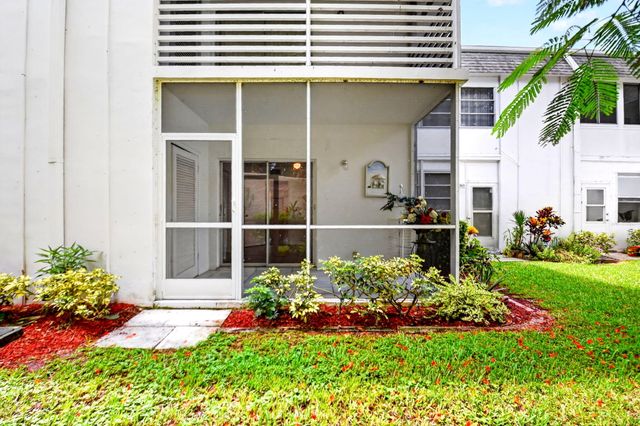 3120 Cynthia Lane 107, Lake Worth, FL 33461