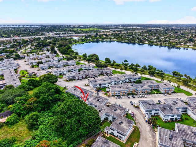 3120 Cynthia Lane 107, Lake Worth, FL 33461