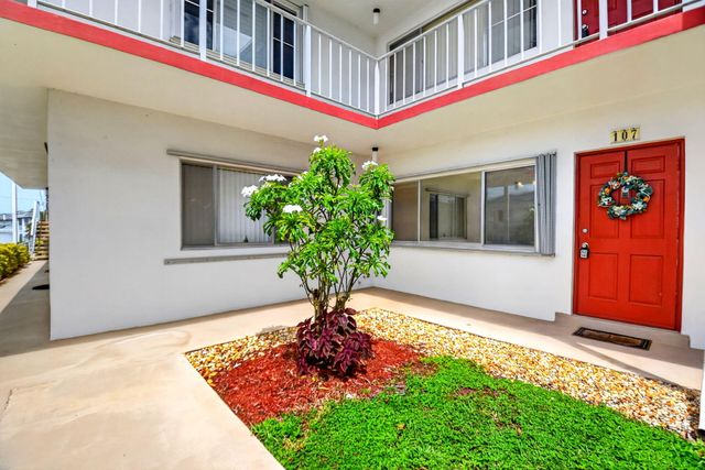 3120 Cynthia Lane 107, Lake Worth, FL 33461