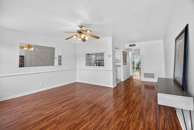 3120 Cynthia Lane 107, Lake Worth, FL 33461