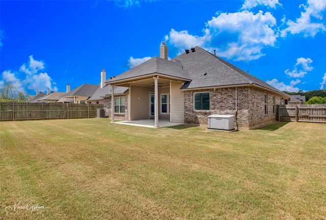 574 Brunswick Gardens, Haughton, LA 71037