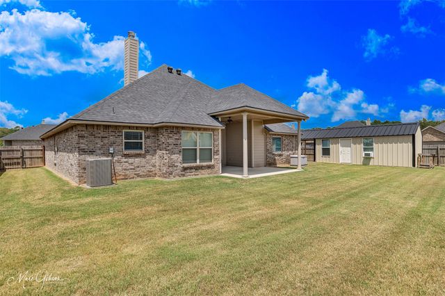 574 Brunswick Gardens, Haughton, LA 71037