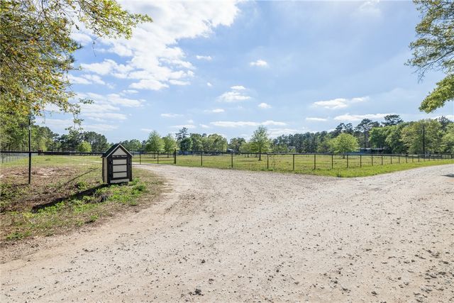 5890 Magan Road, Waller, TX 77484