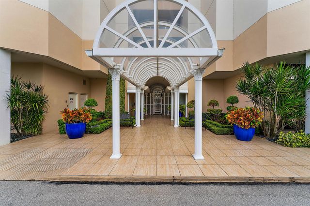 176 Helios Drive 308, Jupiter, FL 33477
