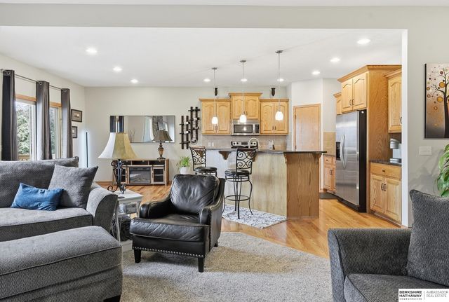 17224 Sage Street, Omaha, NE 68136
