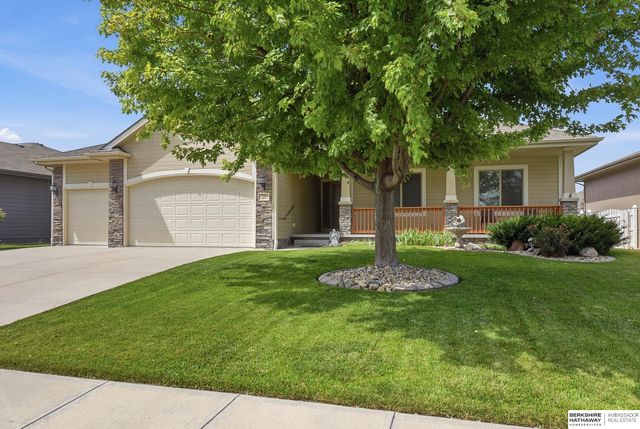 17224 Sage Street, Omaha, NE 68136