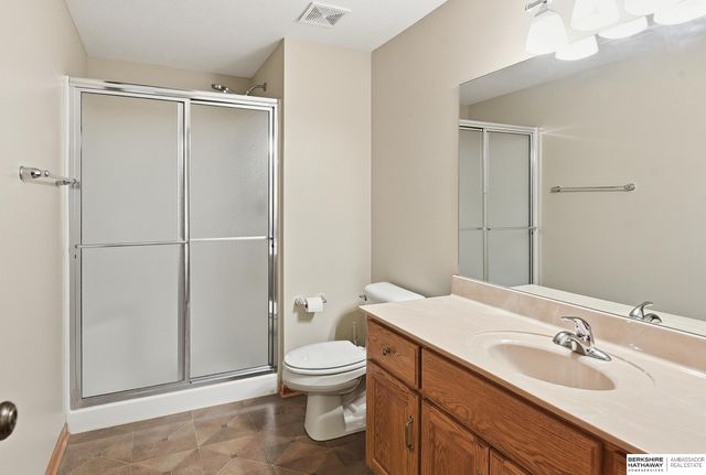 17224 Sage Street, Omaha, NE 68136