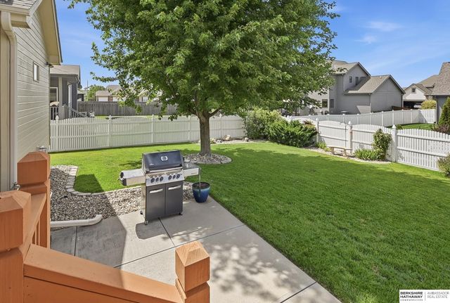 17224 Sage Street, Omaha, NE 68136