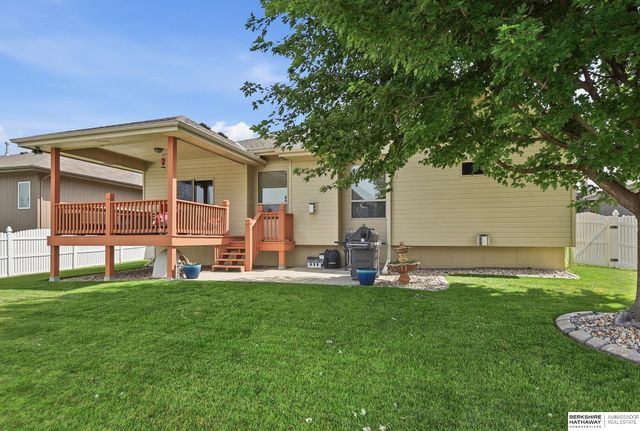 17224 Sage Street, Omaha, NE 68136