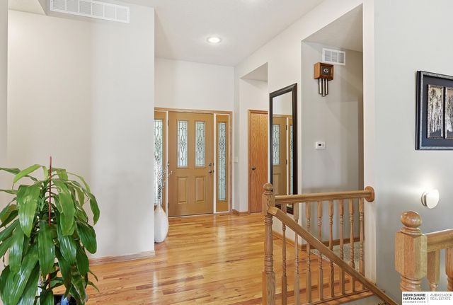 17224 Sage Street, Omaha, NE 68136