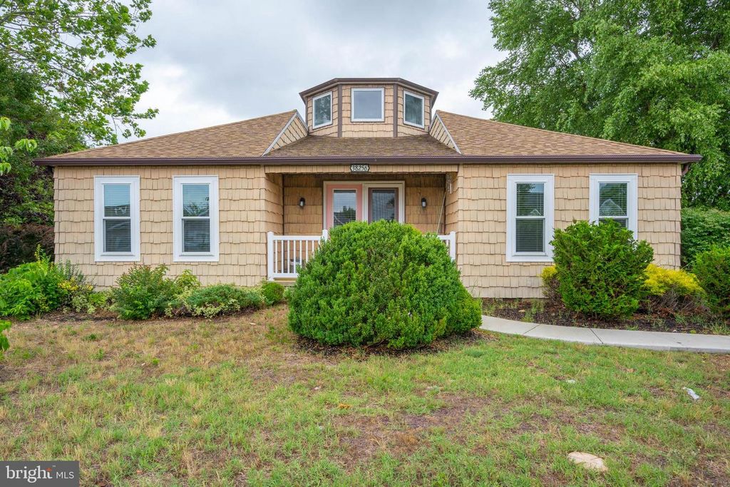 38256 WATERWAY DR, Ocean View, DE 19970