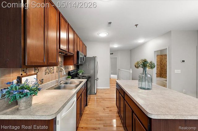 3108 Paradise Trail 33, Oxford Charter Township, MI 48371