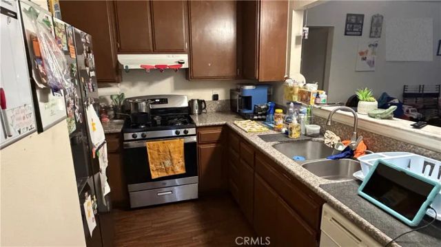 8107 Linares, Riverside, CA 92509
