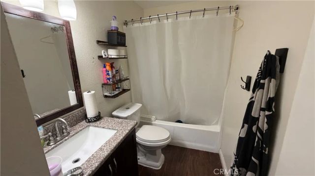 8107 Linares, Riverside, CA 92509