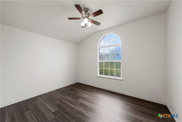 5501 Southern Belle Dr, Killeen, TX 76542