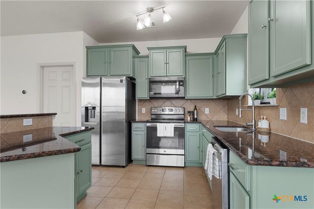 5501 Southern Belle Dr, Killeen, TX 76542
