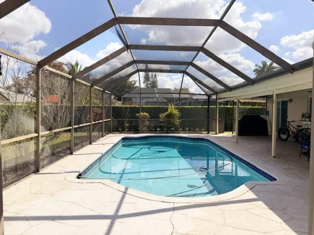 10931 NW 4th Street, Coral Springs, FL 33071