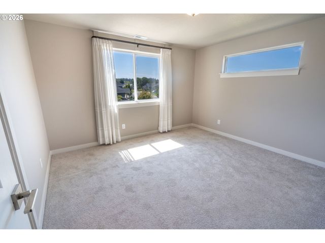 2675 Essex Ave Nw, Albany, OR 97321