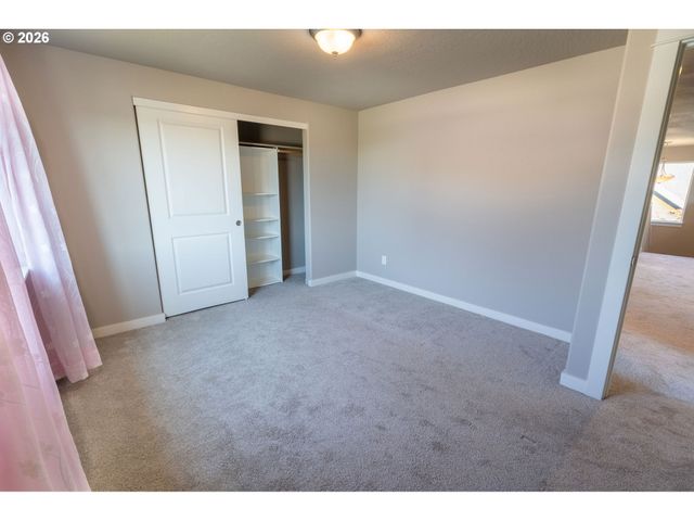 2675 Essex Ave Nw, Albany, OR 97321