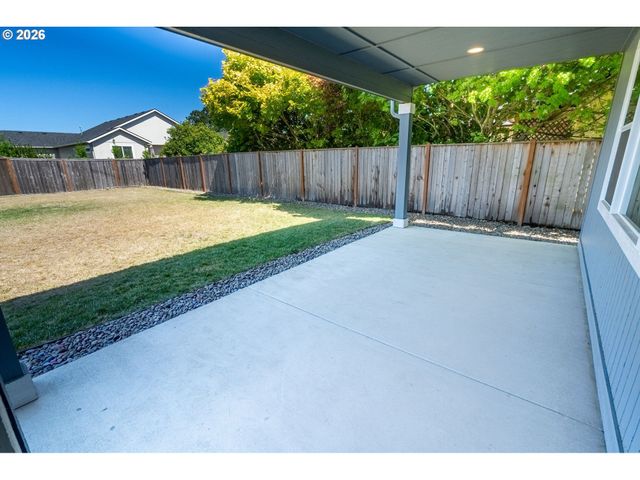 2675 Essex Ave Nw, Albany, OR 97321