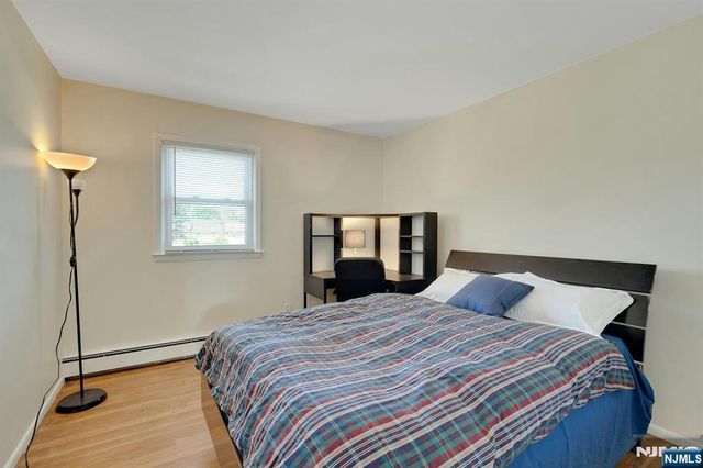 18-00 Scialla Court, Fair Lawn, NJ 07410