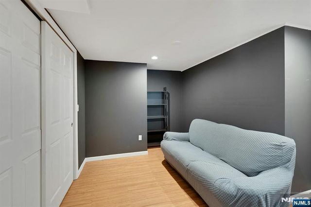 18-00 Scialla Court, Fair Lawn, NJ 07410