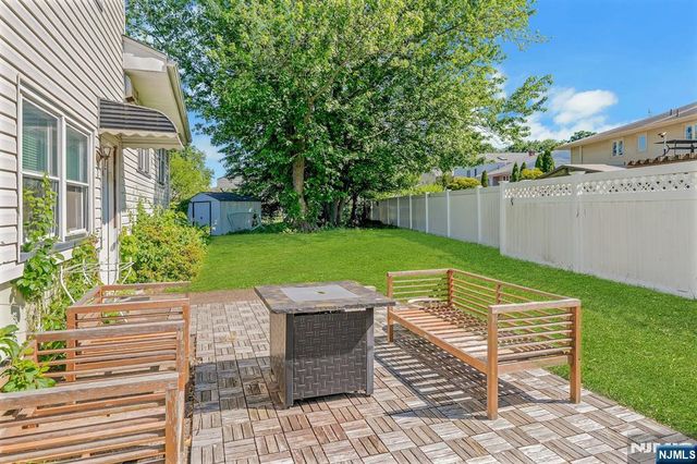 18-00 Scialla Court, Fair Lawn, NJ 07410