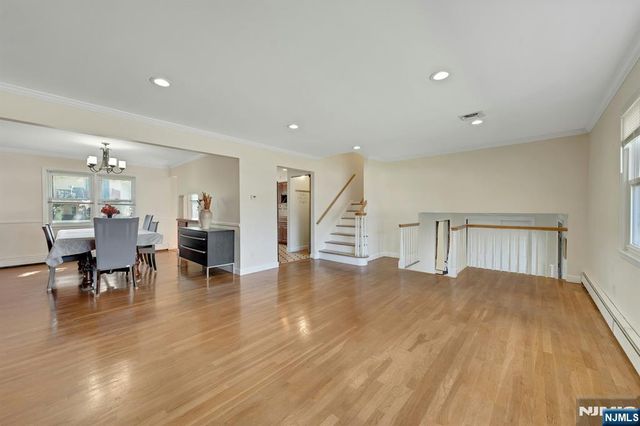 18-00 Scialla Court, Fair Lawn, NJ 07410