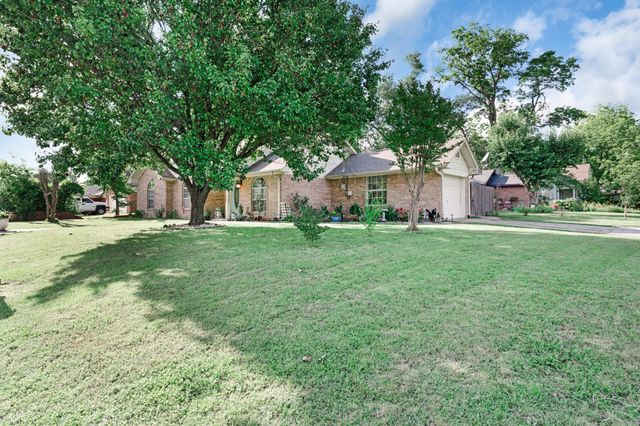 400 Houston Street, Sulphur Springs, TX 75482