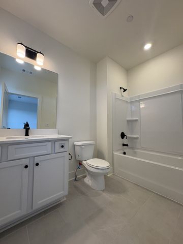 112 Nearwater Pl, Hendersonville, TN 37075