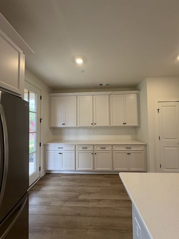112 Nearwater Pl, Hendersonville, TN 37075