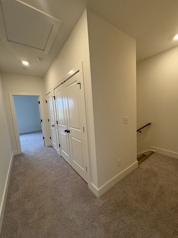 112 Nearwater Pl, Hendersonville, TN 37075