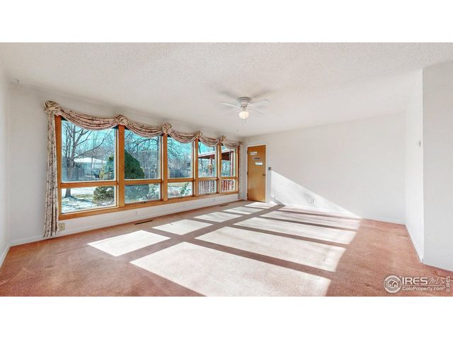 228 42nd St SW, Loveland, CO 80537