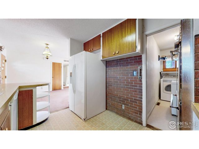 228 42nd St SW, Loveland, CO 80537