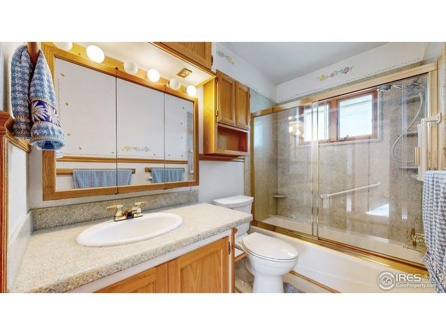 228 42nd St SW, Loveland, CO 80537