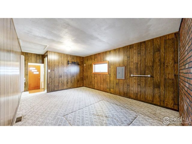 228 42nd St SW, Loveland, CO 80537