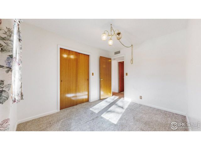 228 42nd St SW, Loveland, CO 80537