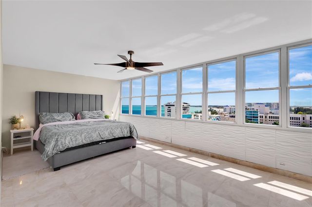 6471 ISLA VERDE AVENUE PH-3, Carolina, PR 00979