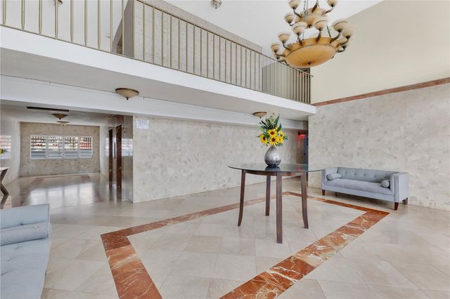 6471 ISLA VERDE AVENUE PH-3, Carolina, PR 00979