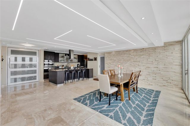 6471 ISLA VERDE AVENUE PH-3, Carolina, PR 00979