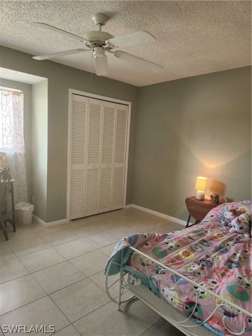 9140 San Carlos BLVD, Fort Myers, FL 33967